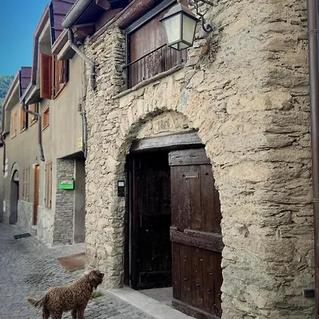 Incantevole Grangia Centro Paese Oulx